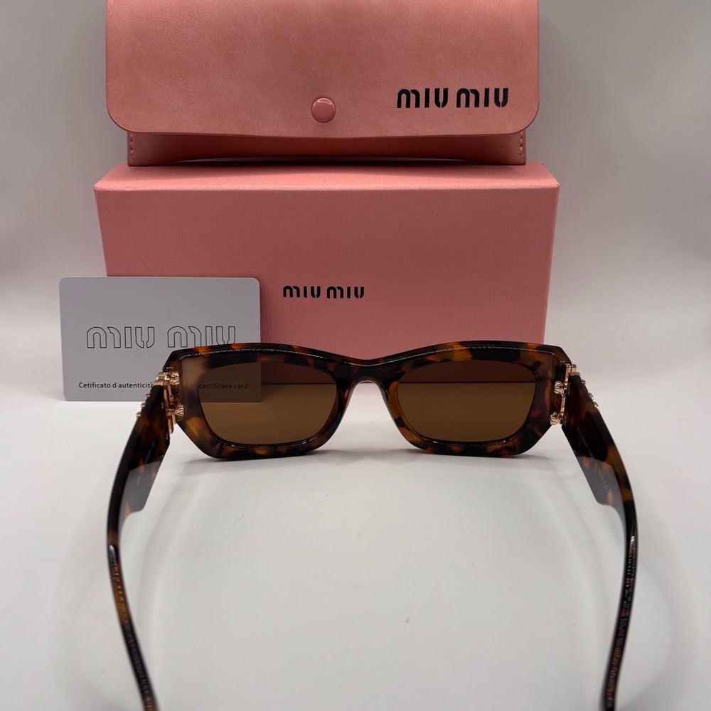 Miu Miu Tortoiseshell Rectangular Sunglasses With… - image 6